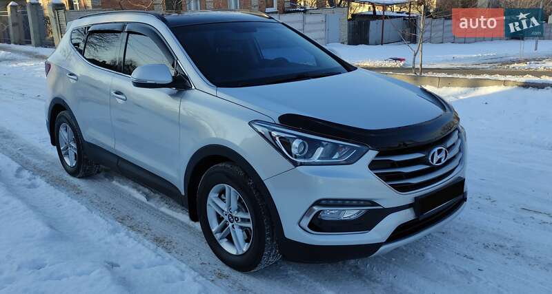 Внедорожник / Кроссовер Hyundai Santa FE 2016 в Харькове