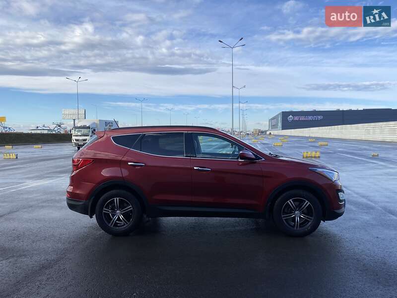 Внедорожник / Кроссовер Hyundai Santa FE 2015 в Львове