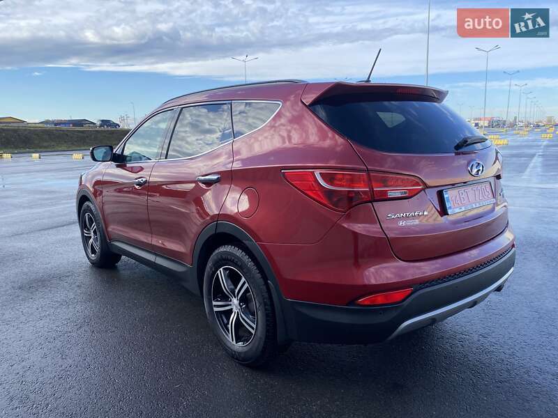 Внедорожник / Кроссовер Hyundai Santa FE 2015 в Львове