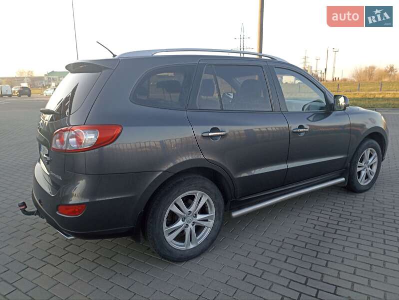 Позашляховик / Кросовер Hyundai Santa FE 2010 в Нововолинську
