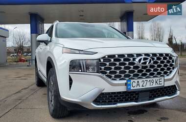 Внедорожник / Кроссовер Hyundai Santa FE 2022 в 