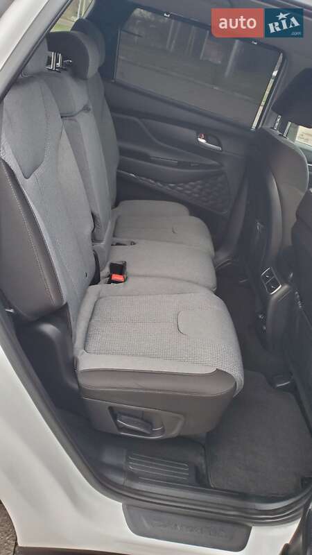 Позашляховик / Кросовер Hyundai Santa FE 2022 в Умані