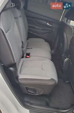 Внедорожник / Кроссовер Hyundai Santa FE 2022 в 