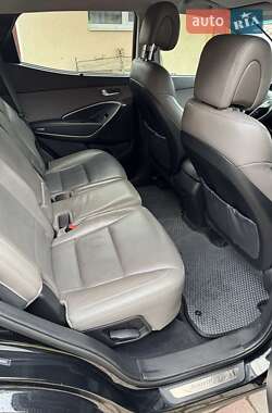 Внедорожник / Кроссовер Hyundai Santa FE 2016 в 