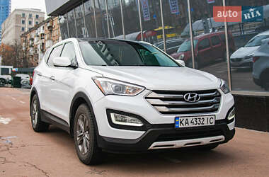 Внедорожник / Кроссовер Hyundai Santa FE 2015 в Киеве