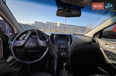 Внедорожник / Кроссовер Hyundai Santa FE 2014 в 