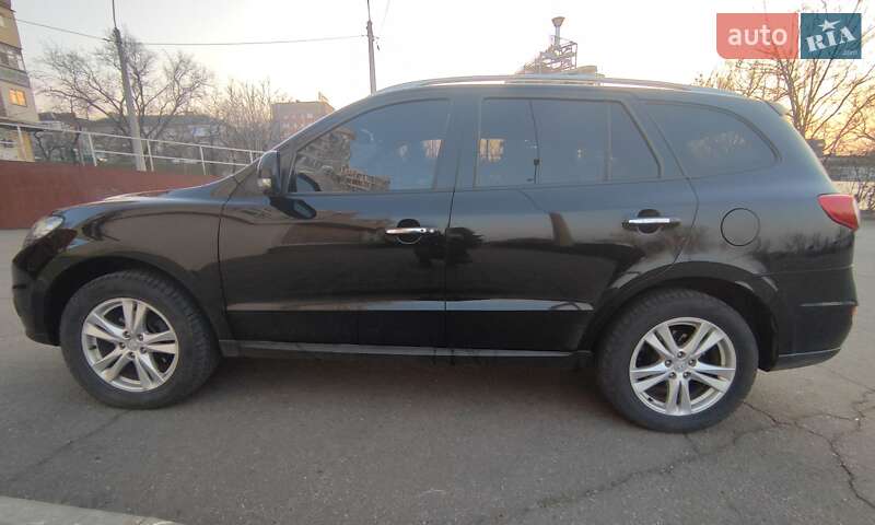 Внедорожник / Кроссовер Hyundai Santa FE 2011 в Николаеве