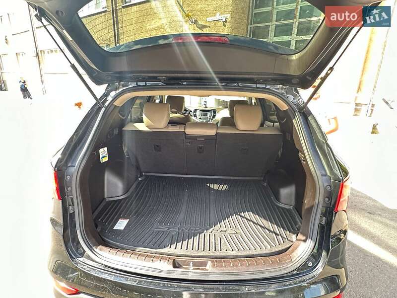 Внедорожник / Кроссовер Hyundai Santa FE 2015 в Львове фото 32 Внедорожник / Кроссовер Hyundai Santa FE 2015 в Львове