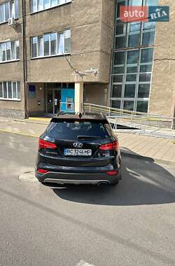 Внедорожник / Кроссовер Hyundai Santa FE 2015 в 