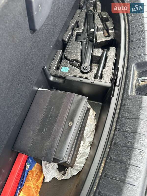 Внедорожник / Кроссовер Hyundai Santa FE 2014 в Тернополе