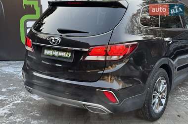 Внедорожник / Кроссовер Hyundai Santa FE 2015 в 