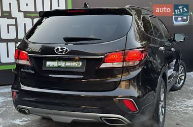 Внедорожник / Кроссовер Hyundai Santa FE 2015 в 