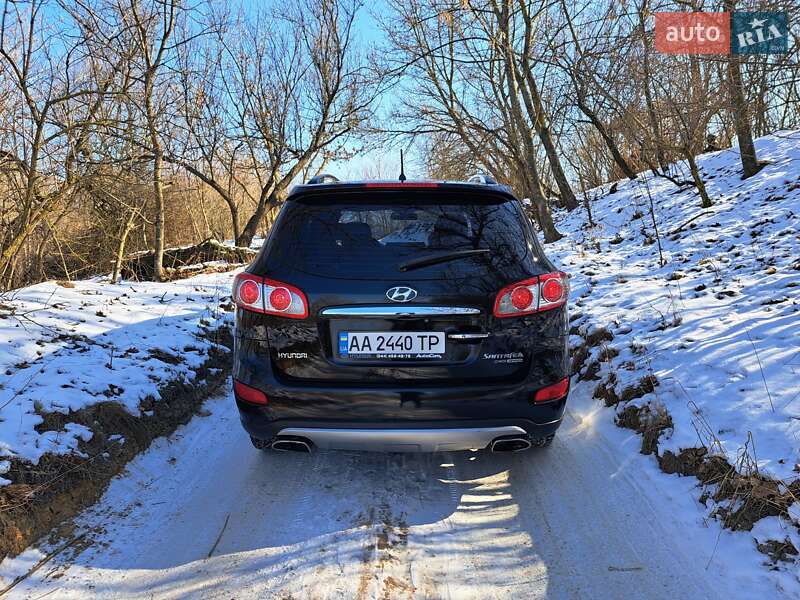 Позашляховик / Кросовер Hyundai Santa FE 2012 в Києві