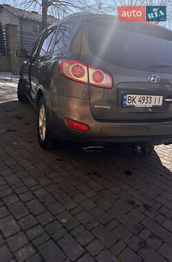 Внедорожник / Кроссовер Hyundai Santa FE 2010 в Киеве