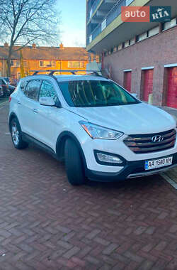 Внедорожник / Кроссовер Hyundai Santa FE 2013 в Киеве