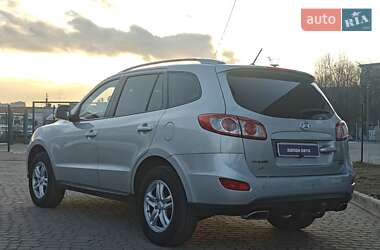 Позашляховик / Кросовер Hyundai Santa FE 2010 в 