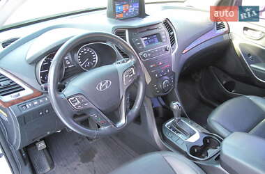 Внедорожник / Кроссовер Hyundai Santa FE 2015 в 
