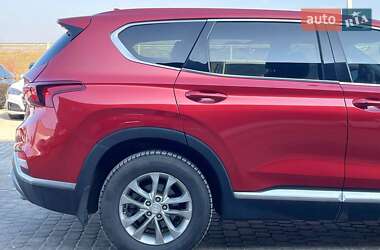Позашляховик / Кросовер Hyundai Santa FE 2020 в 