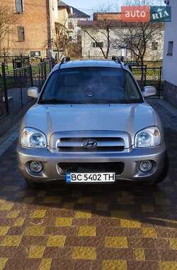 Внедорожник / Кроссовер Hyundai Santa FE 2005 в 