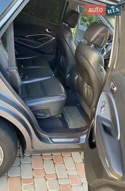 Внедорожник / Кроссовер Hyundai Santa FE 2013 в 
