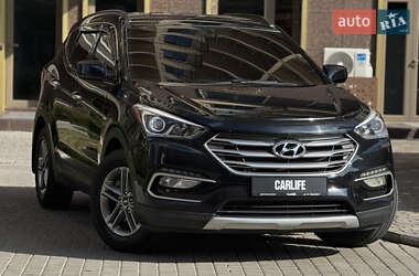 Внедорожник / Кроссовер Hyundai Santa FE 2016 в 