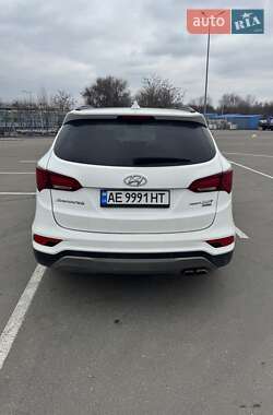 Внедорожник / Кроссовер Hyundai Santa FE 2017 в 