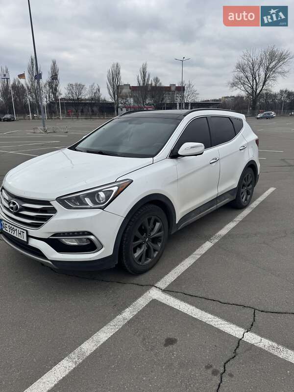 Внедорожник / Кроссовер Hyundai Santa FE 2017 в Днепре
