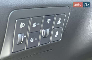 Внедорожник / Кроссовер Hyundai Santa FE 2010 в 