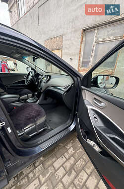 Позашляховик / Кросовер Hyundai Santa FE 2013 в 