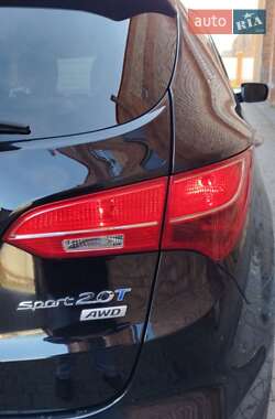 Внедорожник / Кроссовер Hyundai Santa FE 2012 в 