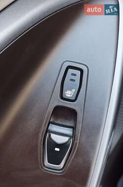 Внедорожник / Кроссовер Hyundai Santa FE 2012 в 