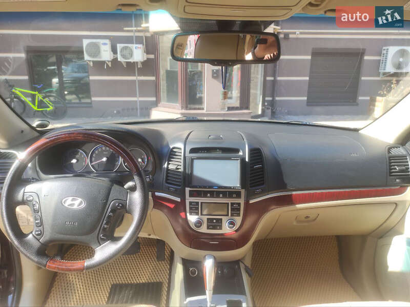 Позашляховик / Кросовер Hyundai Santa FE 2008 в Києві