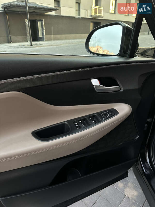 Позашляховик / Кросовер Hyundai Santa FE 2018 в Івано-Франківську