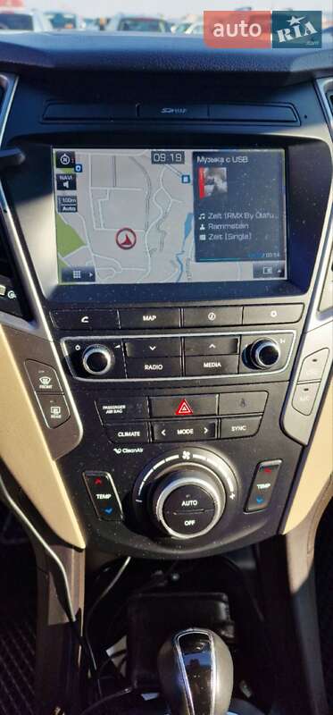 Позашляховик / Кросовер Hyundai Santa FE 2017 в Києві