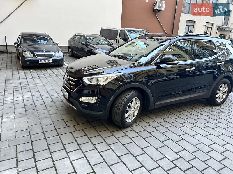 Внедорожник / Кроссовер Hyundai Santa FE 2015 в Львове