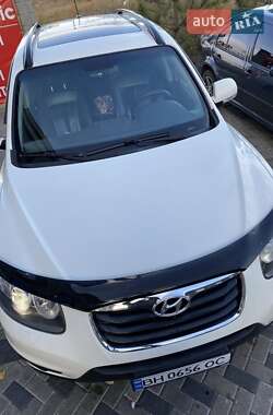 Внедорожник / Кроссовер Hyundai Santa FE 2011 в 
