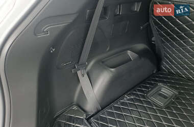 Внедорожник / Кроссовер Hyundai Santa FE 2012 в 