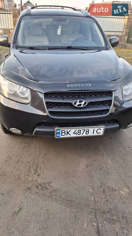 Позашляховик / Кросовер Hyundai Santa FE 2007 в Рокитному