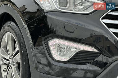 Позашляховик / Кросовер Hyundai Santa FE 2013 в 