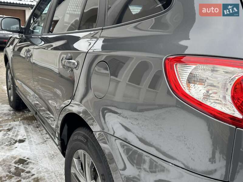 Внедорожник / Кроссовер Hyundai Santa FE 2006 в Новоархангельске