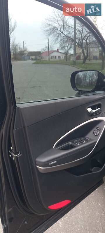 Позашляховик / Кросовер Hyundai Santa FE 2013 в Миколаєві