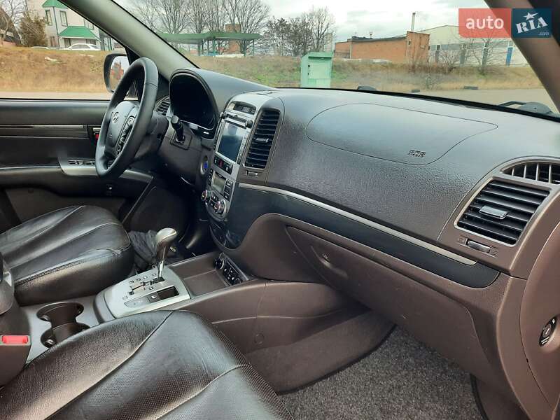 Внедорожник / Кроссовер Hyundai Santa FE 2012 в Полтаве