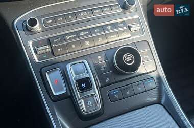 Позашляховик / Кросовер Hyundai Santa FE 2020 в 