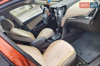 Внедорожник / Кроссовер Hyundai Santa FE 2016 в Виннице