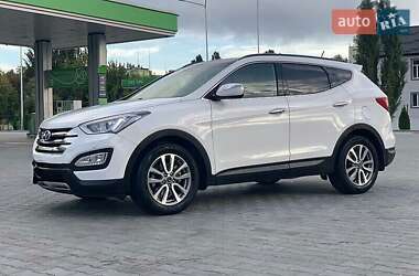 Внедорожник / Кроссовер Hyundai Santa FE 2013 в 