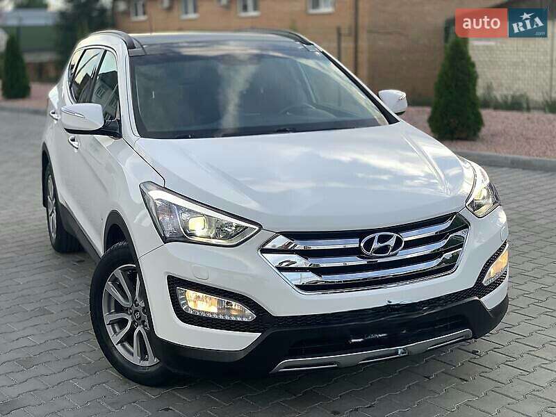 Позашляховик / Кросовер Hyundai Santa FE 2013 в Харкові