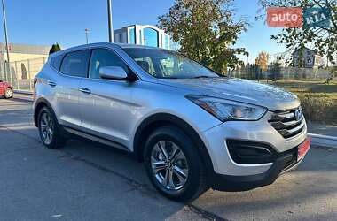 Внедорожник / Кроссовер Hyundai Santa FE 2015 в Киеве