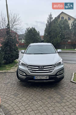 Внедорожник / Кроссовер Hyundai Santa FE 2014 в 