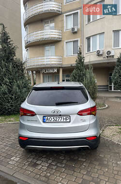 Внедорожник / Кроссовер Hyundai Santa FE 2014 в 
