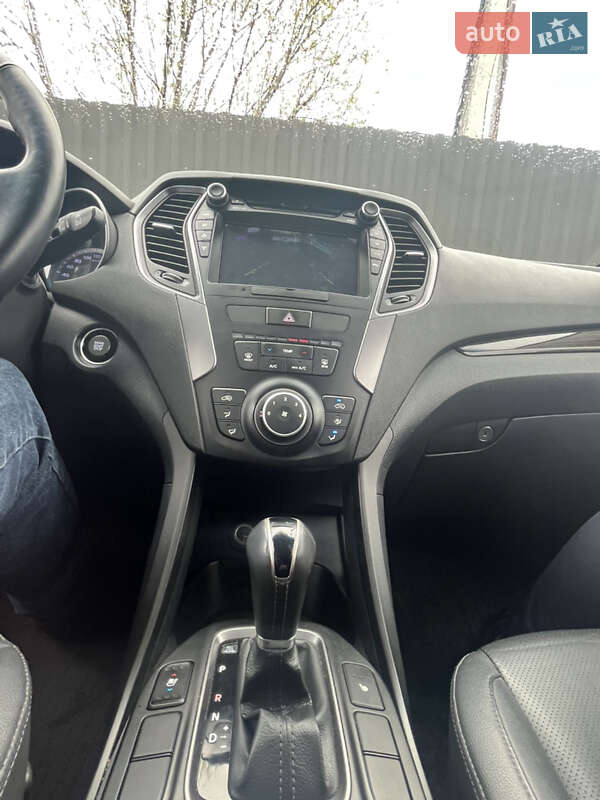 Внедорожник / Кроссовер Hyundai Santa FE 2014 в Ужгороде фото 5 Внедорожник / Кроссовер Hyundai Santa FE 2014 в Ужгороде